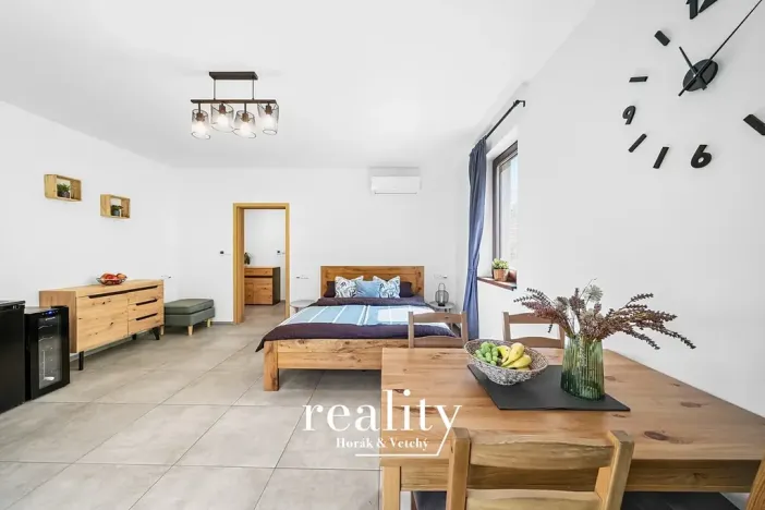 Prodej rodinného domu, Perná, 205 m2