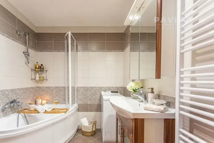 Pronájem bytu 2+1, České Budějovice, Lidická tř., 109 m2