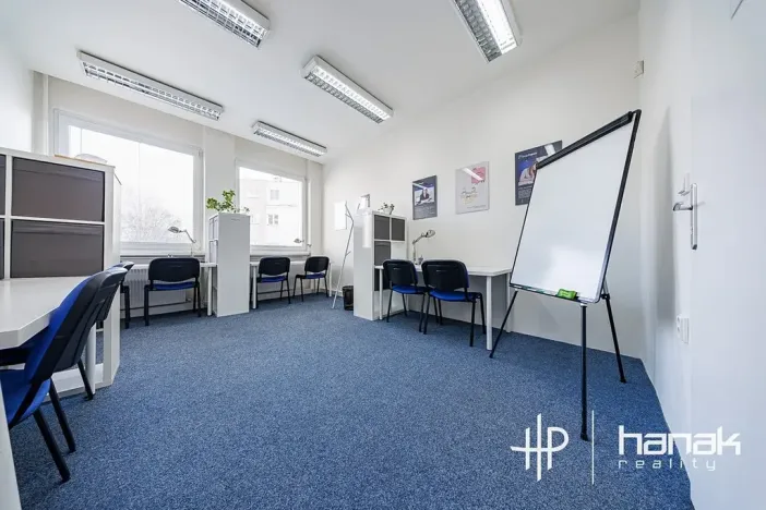 Pronájem kanceláře, Olomouc, Karolíny Světlé, 30 m2