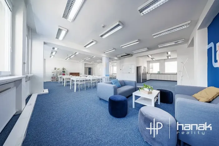Pronájem kanceláře, Olomouc, Karolíny Světlé, 200 m2