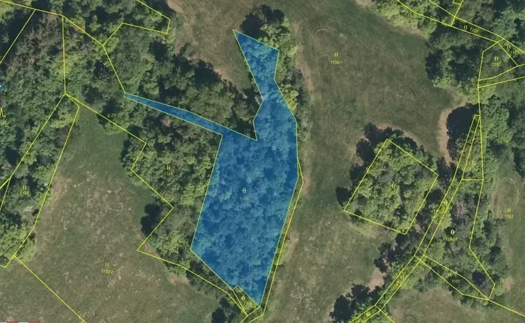 Dražba pozemku, Zálezly, 3813 m2