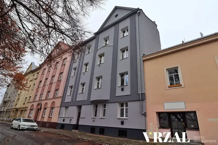 Pronájem bytu 2+kk, Plzeň, Lipová, 44 m2