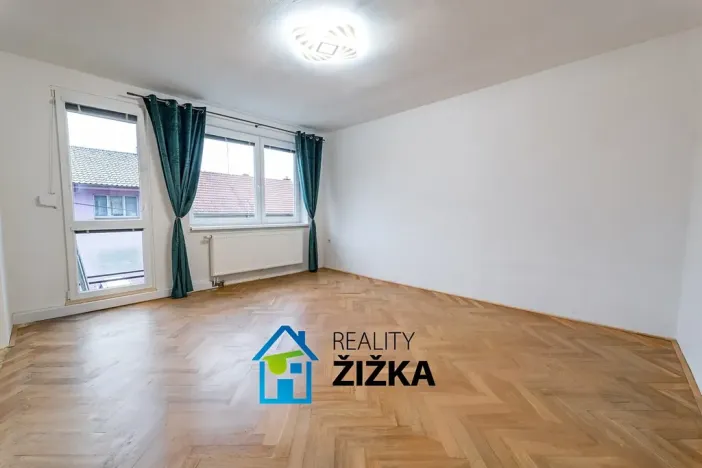 Pronájem bytu 2+1, Rousínov, Velešovická, 70 m2