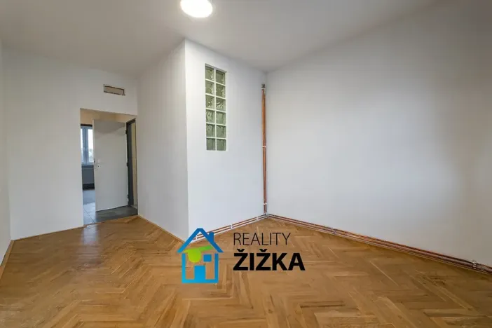 Pronájem bytu 2+1, Rousínov, Velešovická, 70 m2