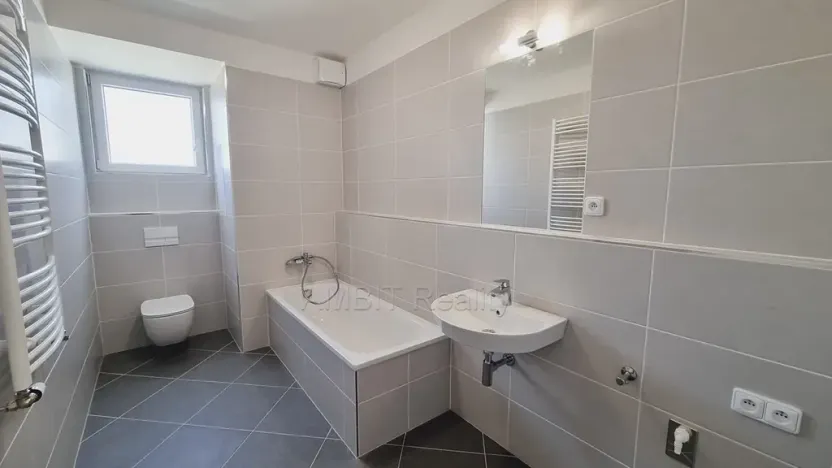 Pronájem bytu 1+kk, Praha - Hlubočepy, Ondrákové, 35 m2