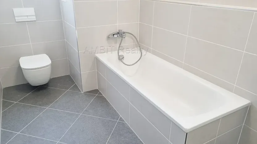 Pronájem bytu 1+kk, Praha - Hlubočepy, Ondrákové, 35 m2