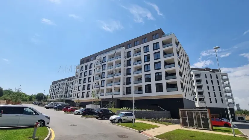 Pronájem bytu 1+kk, Praha - Hlubočepy, Ondrákové, 35 m2