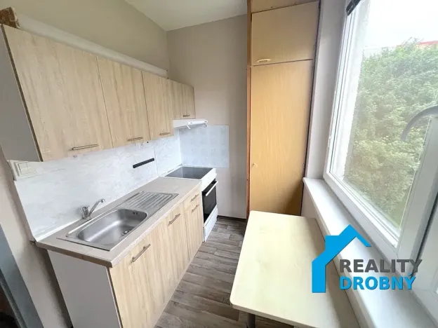 Pronájem bytu 1+1, Ústí nad Labem, Šrámkova, 34 m2