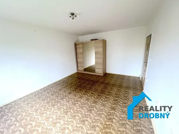 Pronájem bytu 1+1, Ústí nad Labem, Šrámkova, 34 m2