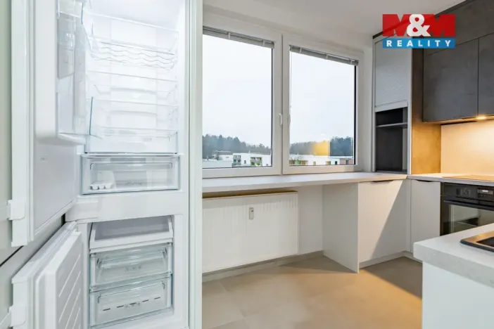 Prodej bytu 3+1, Písek - Hradiště, K Háječku, 74 m2