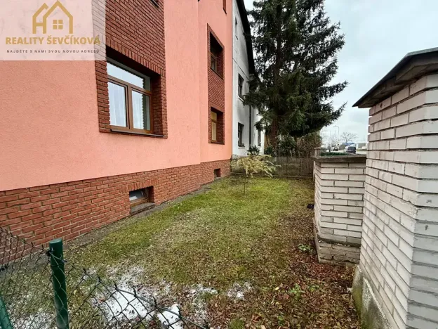 Pronájem bytu 3+kk, Hradec Králové, Pouchovská, 90 m2