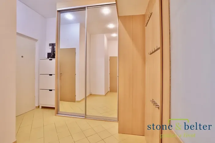 Pronájem bytu 1+1, Praha - Smíchov, Na Skalce, 48 m2