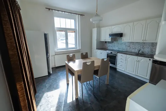 Prodej vícegeneračního domu, Vejprty, 900 m2