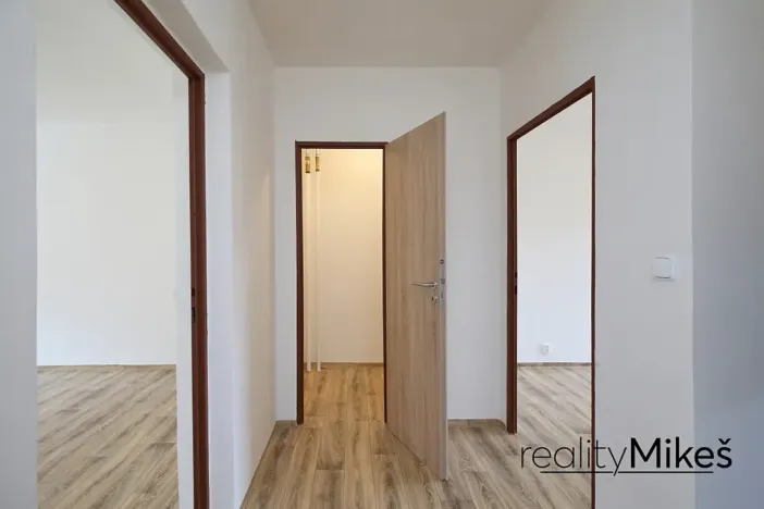 Prodej bytu 3+1, Železný Brod, Na Vápence, 73 m2