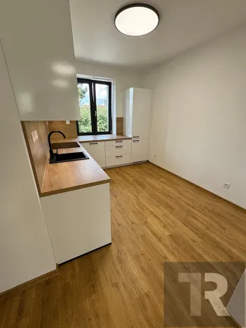 Pronájem bytu 2+1, Nýřany, Masarykovo náměstí, 72 m2