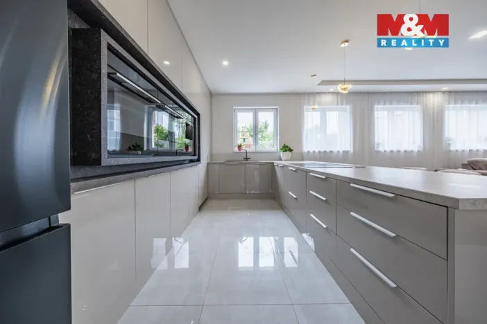 Prodej rodinného domu, Rostoklaty - Nová Ves II, 166 m2