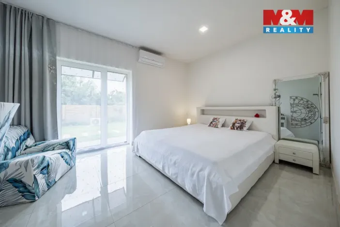 Prodej rodinného domu, Rostoklaty - Nová Ves II, 166 m2