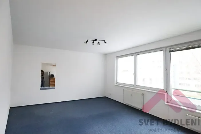 Pronájem bytu 1+kk, Praha - Vysočany, bratří Dohalských, 42 m2