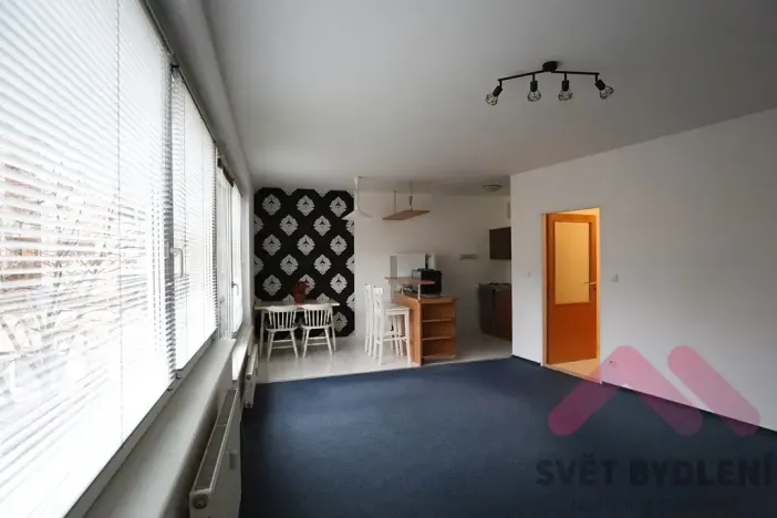 Pronájem bytu 1+kk, Praha - Vysočany, bratří Dohalských, 42 m2