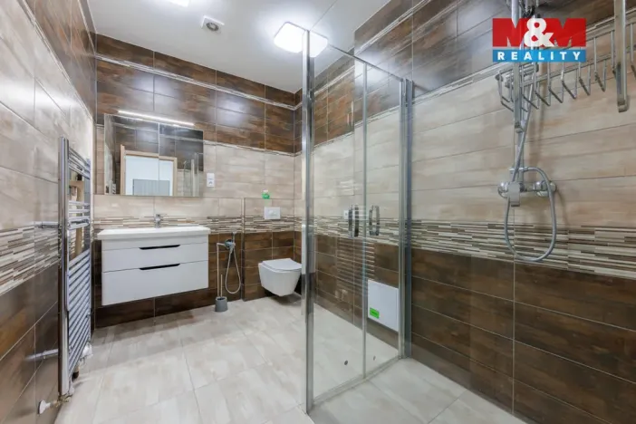 Prodej bytu 3+kk, Cheb, Břehnická, 90 m2