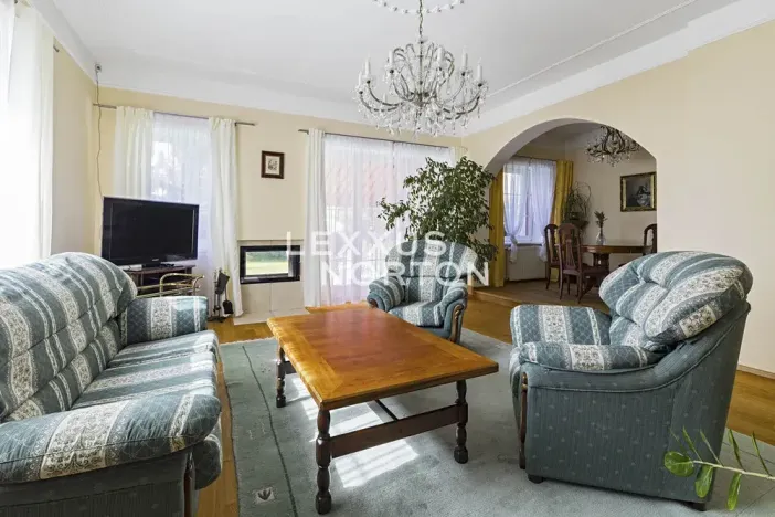 Pronájem rodinného domu, Praha - Suchdol, Havraní, 283 m2