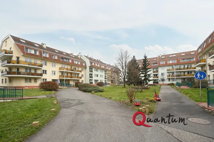 Pronájem bytu 3+1, Praha - Suchdol, K Horoměřicům, 90 m2