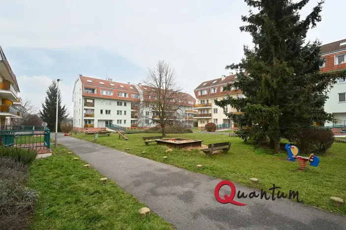 Pronájem bytu 3+1, Praha - Suchdol, K Horoměřicům, 90 m2