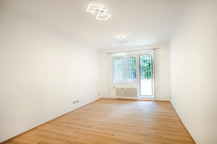 Pronájem bytu 3+1, Praha - Břevnov, Nad alejí, 69 m2