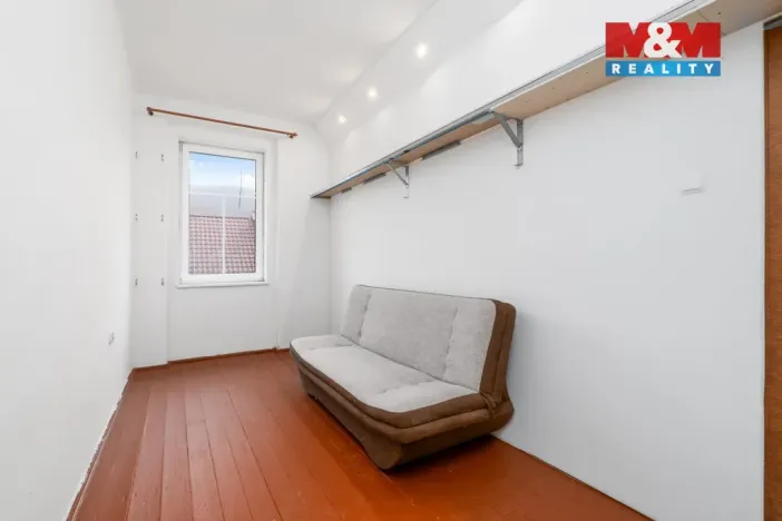 Prodej bytu 3+1, Trmice - Koštov, 67 m2