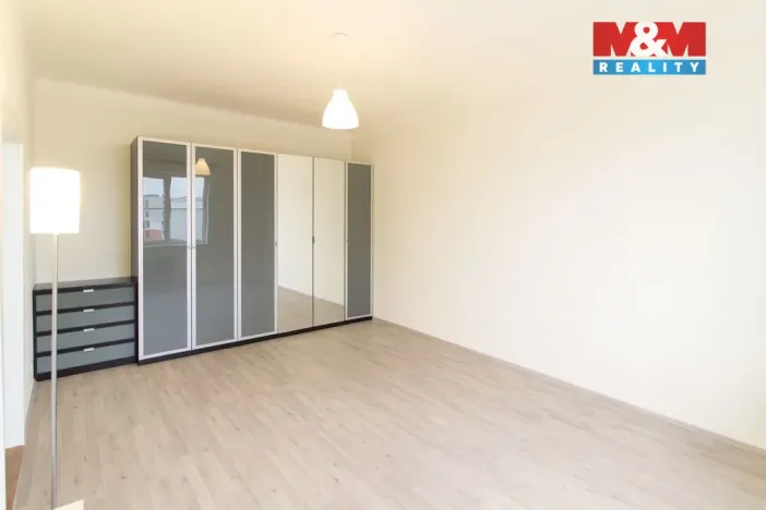 Pronájem bytu 2+1, Praha - Holešovice, Poupětova, 56 m2