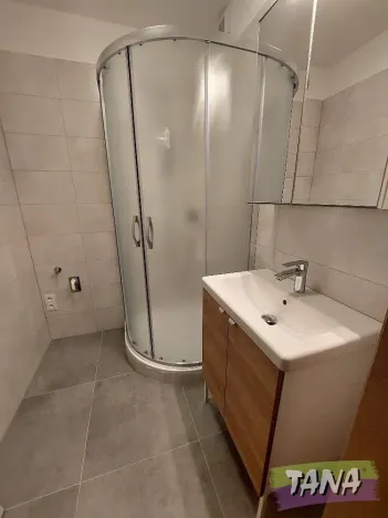 Pronájem bytu 2+1, Turnov, Diamantová, 57 m2