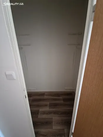 Pronájem bytu 2+1, Chomutov, Dřínovská, 67 m2