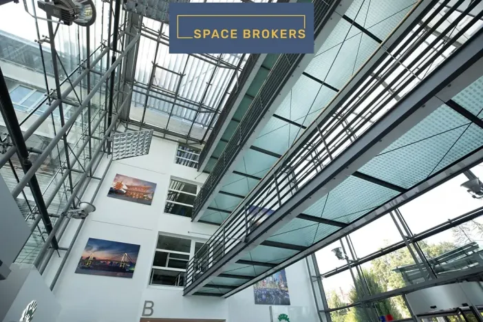 Pronájem kanceláře, Praha - Dejvice, Evropská, 305 m2