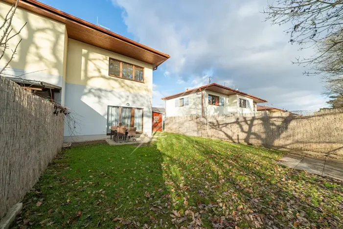 Prodej bytu 3+kk, Králův Dvůr, Větrná, 80 m2