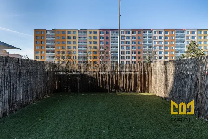 Pronájem bytu 1+kk, Praha - Horní Měcholupy, Hornoměcholupská, 34 m2