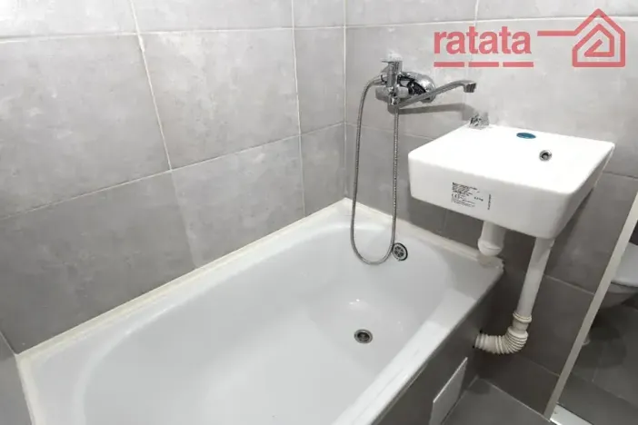 Pronájem bytu 1+1, Chomutov, Jirkovská, 33 m2