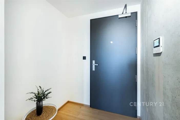 Pronájem bytu 1+kk, Praha, Kolbenova, 33 m2