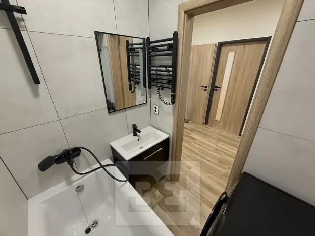 Pronájem bytu 2+kk, Brandýs nad Labem-Stará Boleslav, Komenského nám., 51 m2