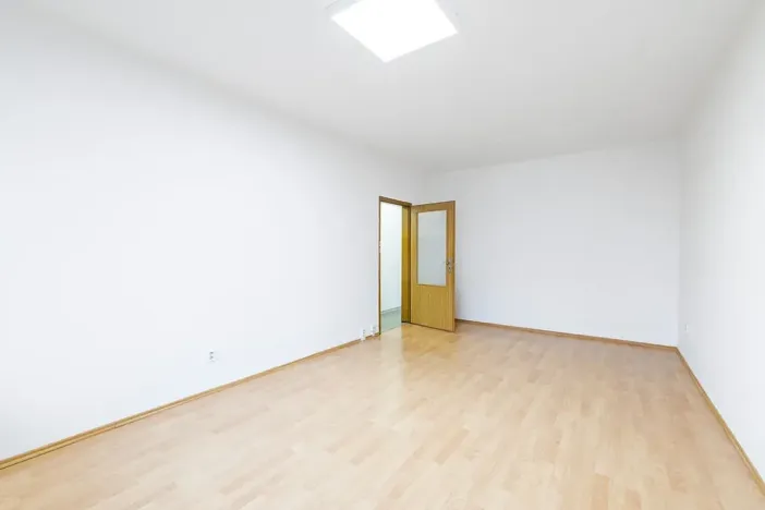 Pronájem bytu 2+1, České Budějovice, Netolická, 47 m2