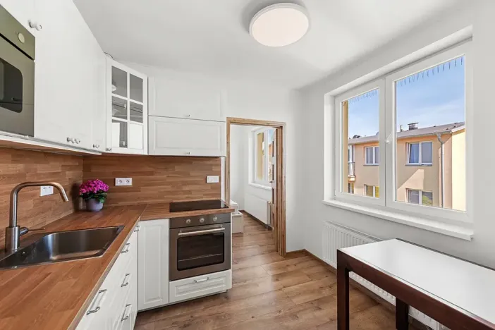 Pronájem bytu 2+kk, Klecany, V Honech, 36 m2