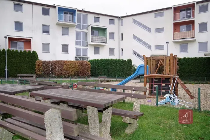 Pronájem bytu 2+kk, Rousínov, Zahradní, 57 m2