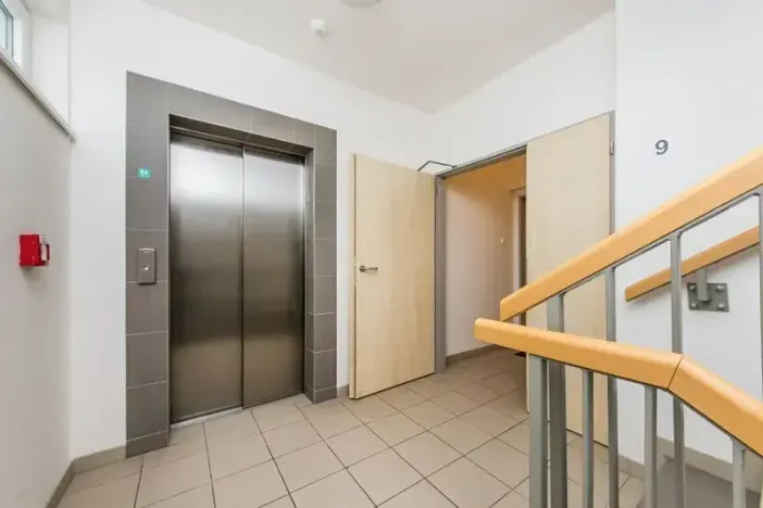 Pronájem bytu 1+kk, Praha - Horní Měcholupy, Hornoměcholupská, 38 m2
