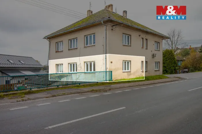 Prodej bytu 2+1, Újezd pod Troskami, 65 m2