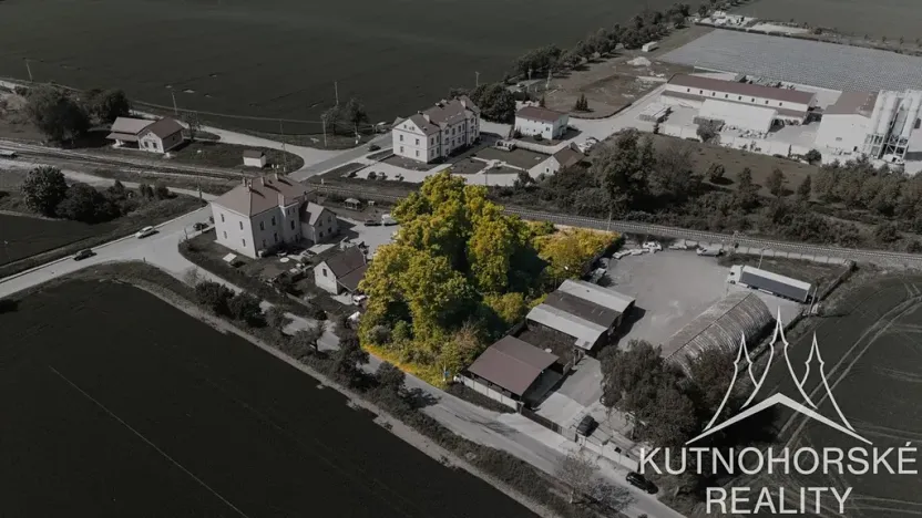 Prodej pozemku pro bydlení, Červené Pečky, V Cihelně, 2190 m2