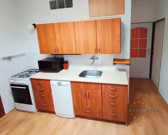 Pronájem bytu 3+1, Praha - Braník, Žalmanova, 66 m2