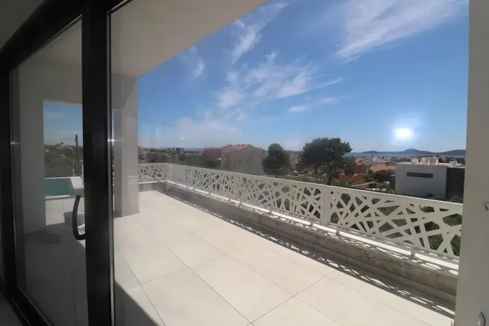 Prodej rodinného domu, Vodice, Chorvatsko, 194 m2