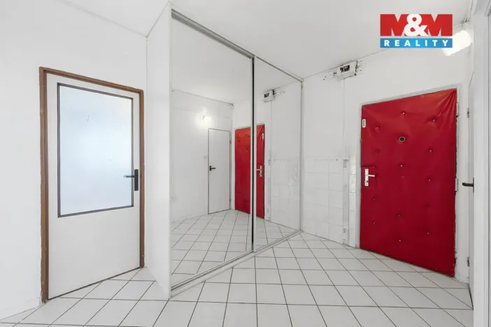 Prodej bytu 2+1, Ústí nad Labem - Severní Terasa, Glennova, 62 m2