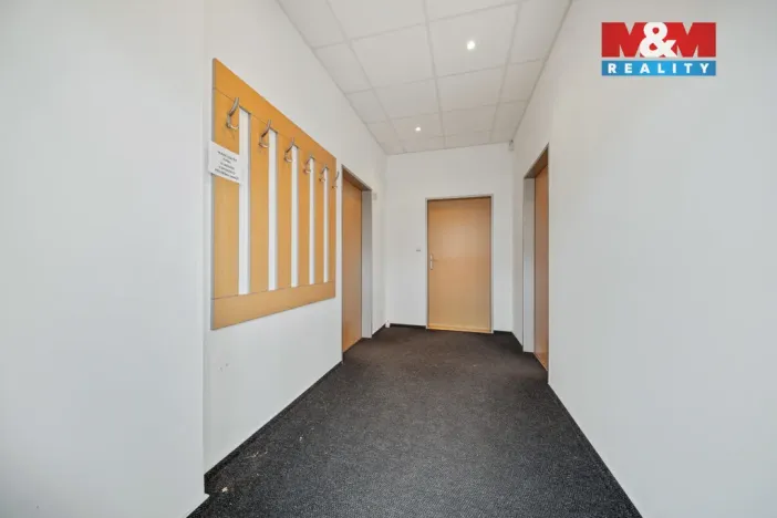 Pronájem skladu, Hradec Králové - Slezské Předměstí, Stavební, 1072 m2