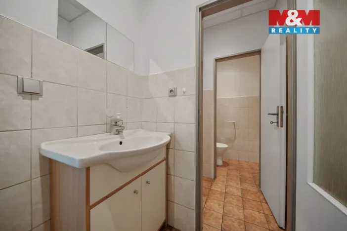 Pronájem skladu, Hradec Králové - Slezské Předměstí, Stavební, 1072 m2