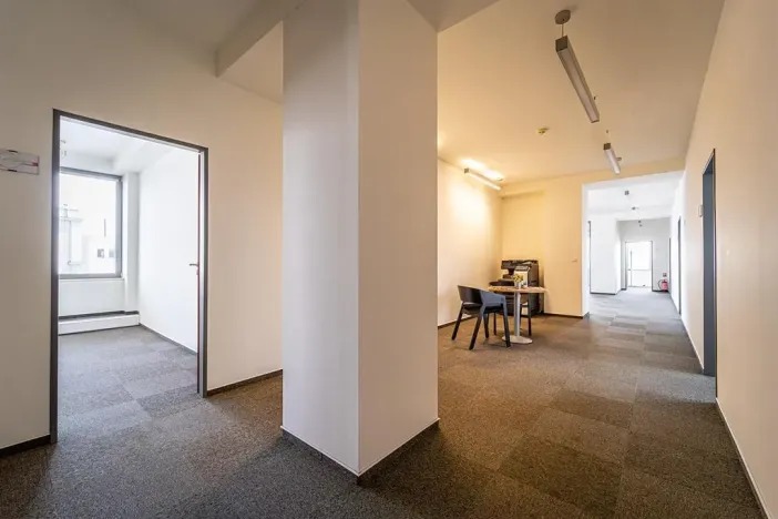 Pronájem kanceláře, Brno, Dornych, 397 m2